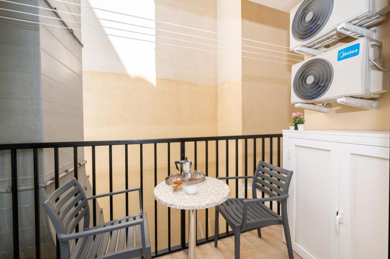 Islet Promenade Seafront Family Apartment With 2 Balconies By Getawaysmalta St. Paul's Bay Exteriér fotografie