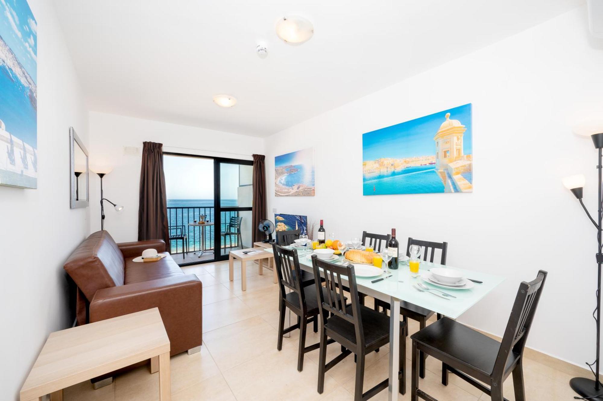 Islet Promenade Seafront Family Apartment With 2 Balconies By Getawaysmalta St. Paul's Bay Exteriér fotografie